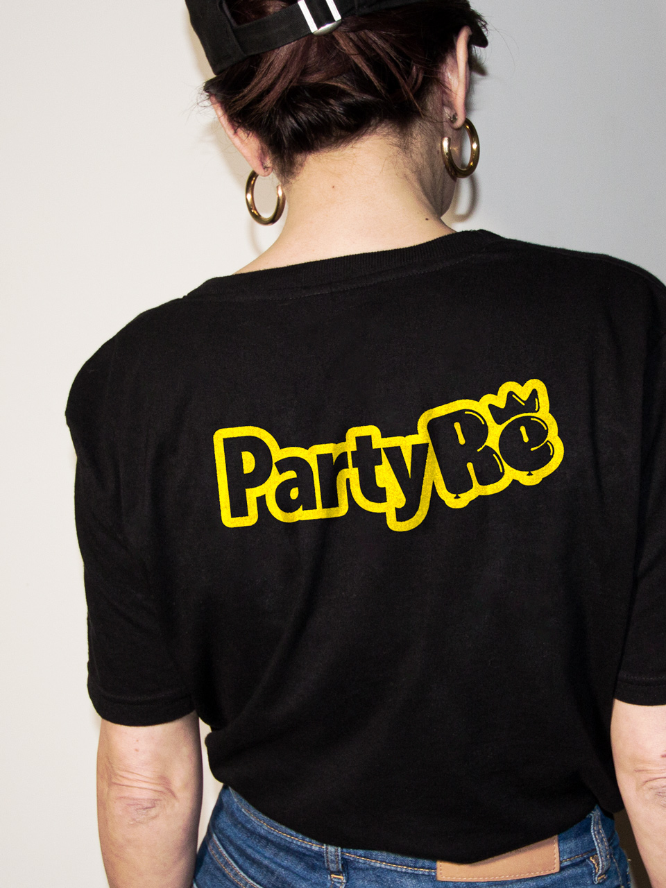 t-shirt design personalizzata negozio Party Re Terni